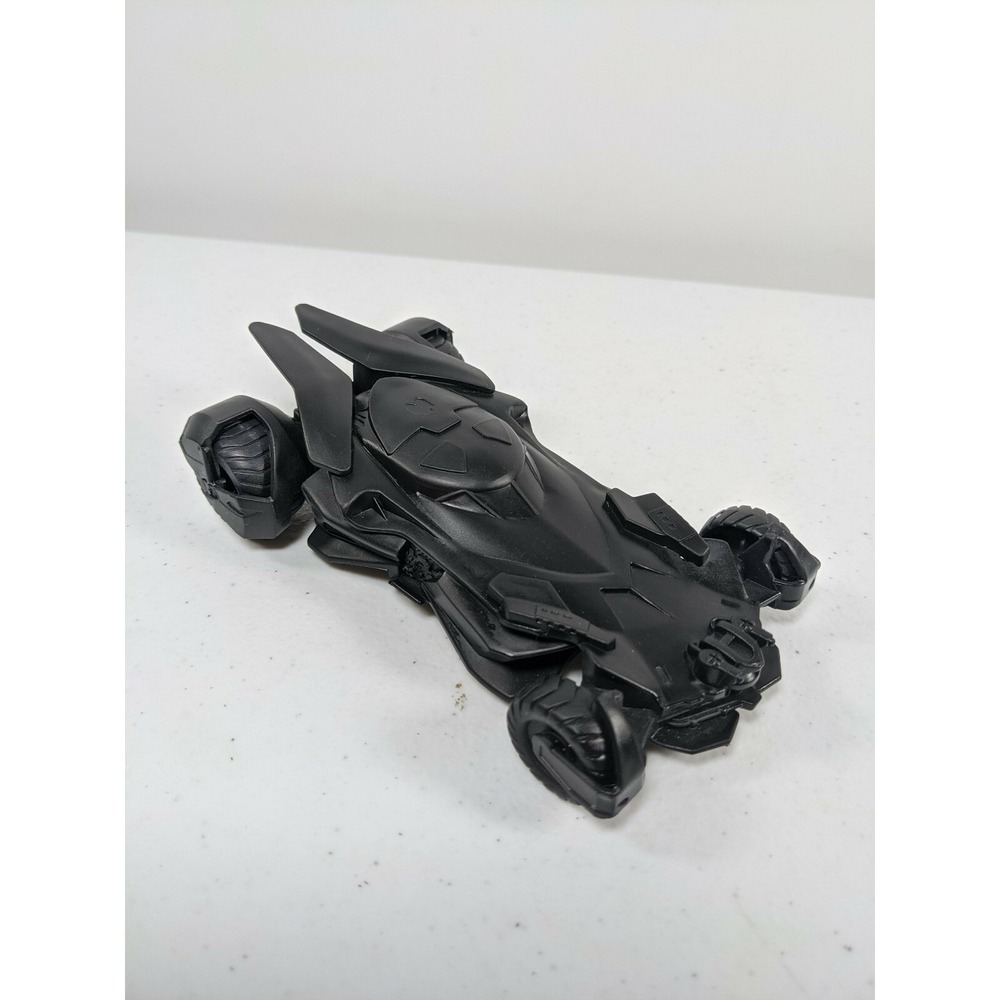 Batman Figuring Lot of 7 and Accessories Batmobile And Bat Light - Picture 3 of 12
